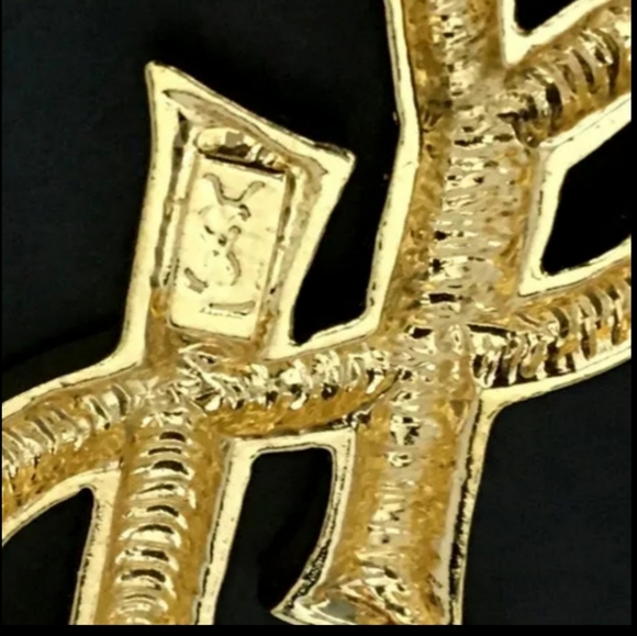 YSL SAINT LAURENT CASSANDRA GOLD TONE BROOCH - Picture 9 of 10
